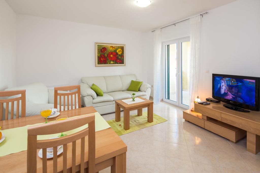 Apartments Leon بودْسْتغانا الغرفة الصورة