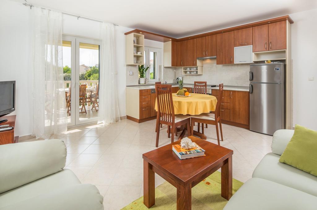 Apartments Leon بودْسْتغانا الغرفة الصورة